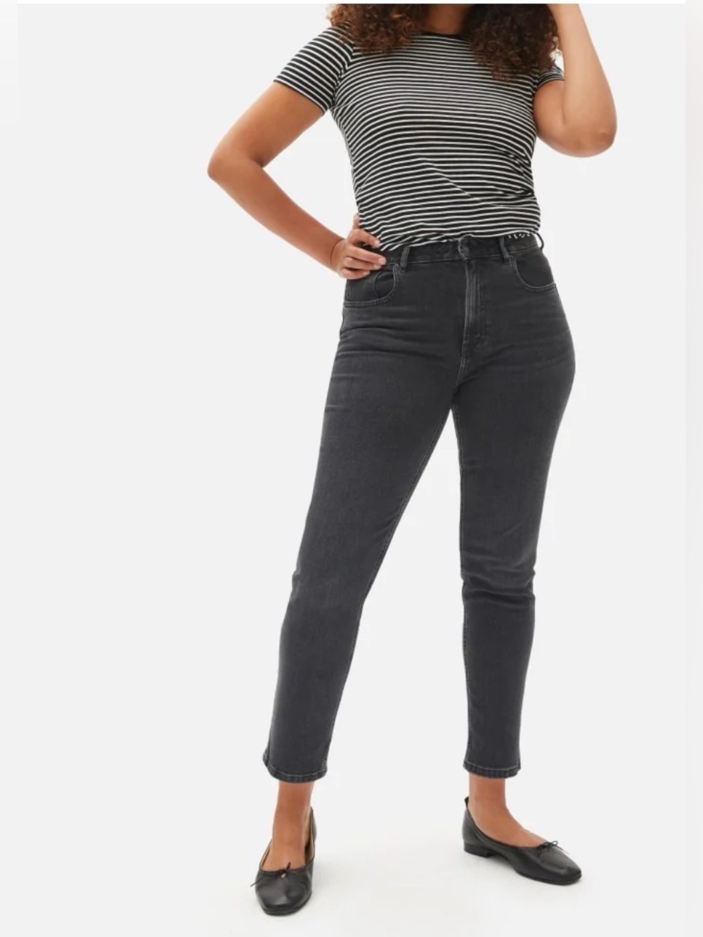 Everlane - The mid rise slim leg curvy cheeky jean